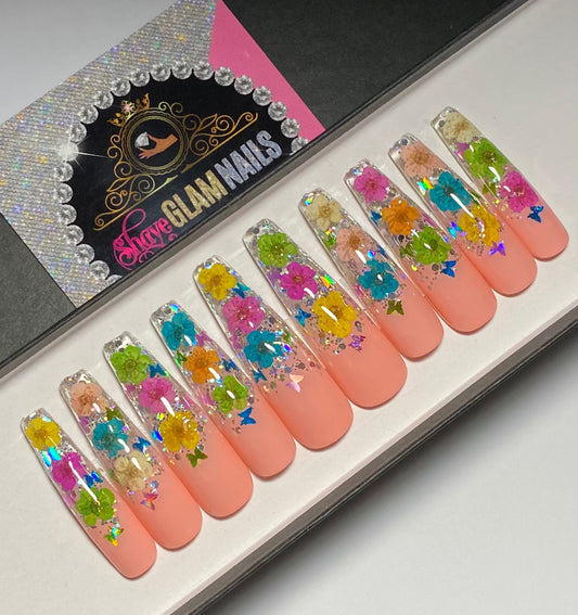 Flower Bouquet Press On Nails - 20 Nail Set