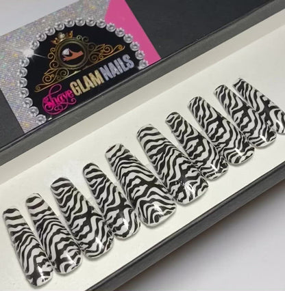 Zebra Press On Nails