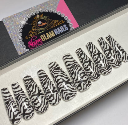 Zebra Press On Nails